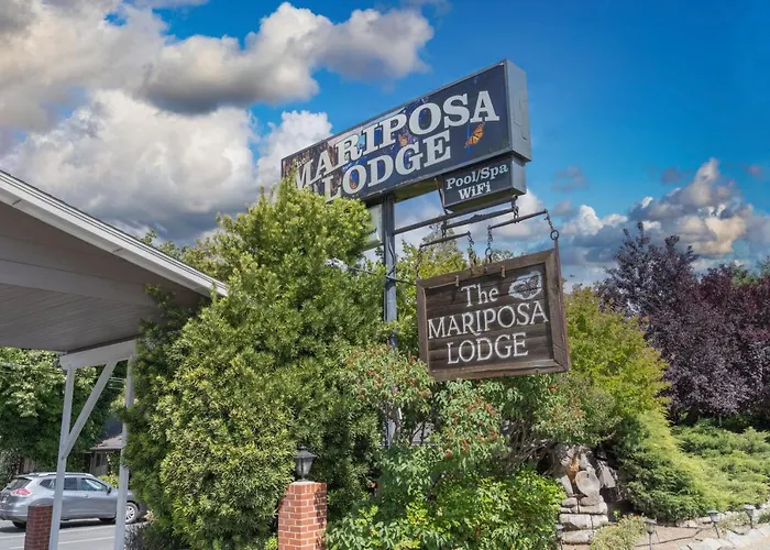 3 star hotel: Mariposa Lodge