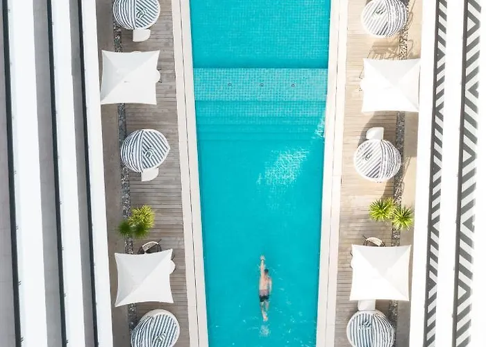 Pet Friendly hotel: Coast Boracay