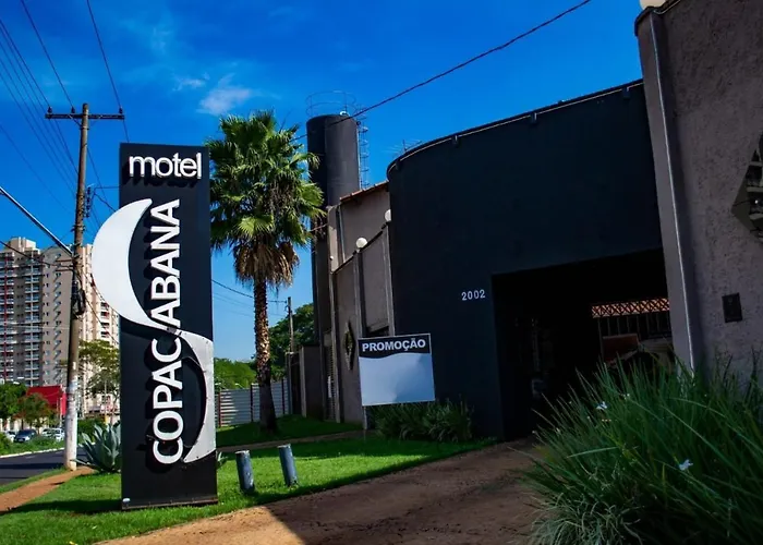 Motel Copacabana Cafe 1