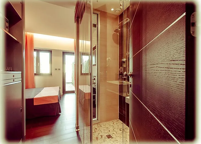 Airport Hotel: All Ways Garden Hotel & Leisure