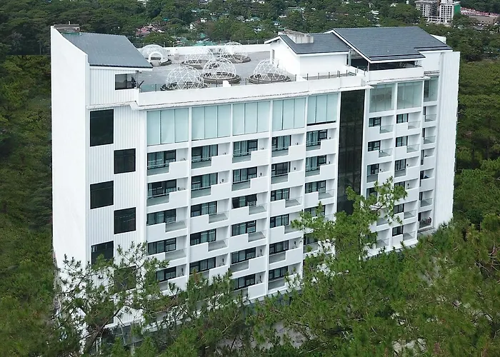 4 star hotel: The Plaza Lodge Baguio