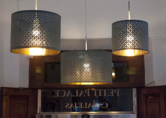 Family Hotel: Petit Palace Canalejas Sevilla