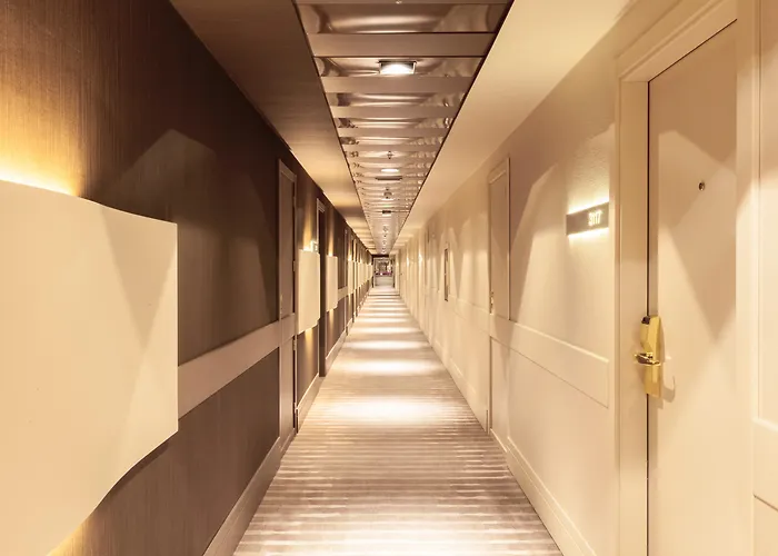 Animaux admis Madrid Marriott Auditorium & Conference Center