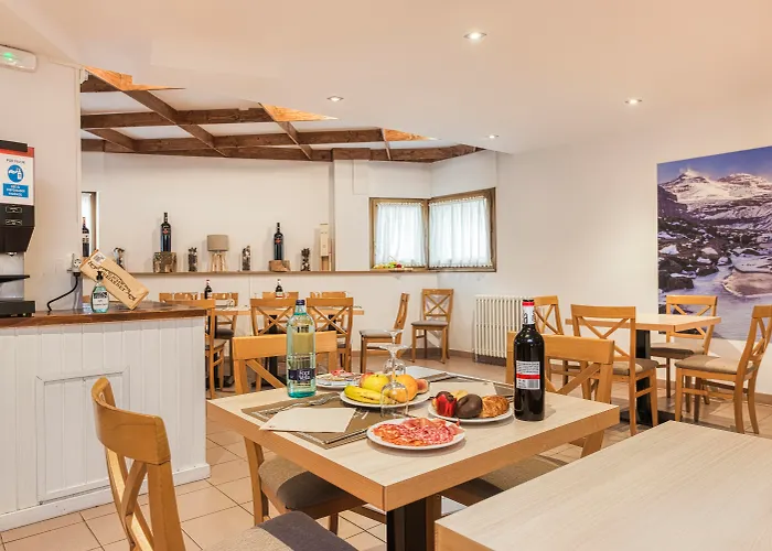 Hotel Ping Pong: Hotel Viella