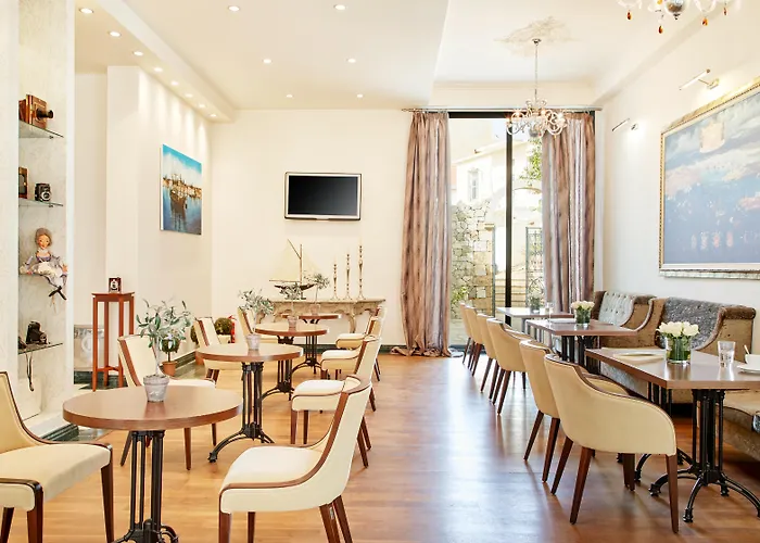 Familienhotel: Dioni Boutique Hotel