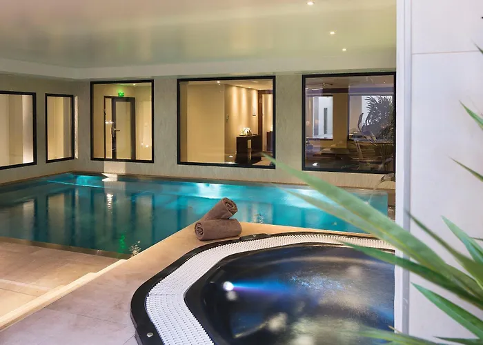 Hôtel&SPA Oceania L'Univers Tours