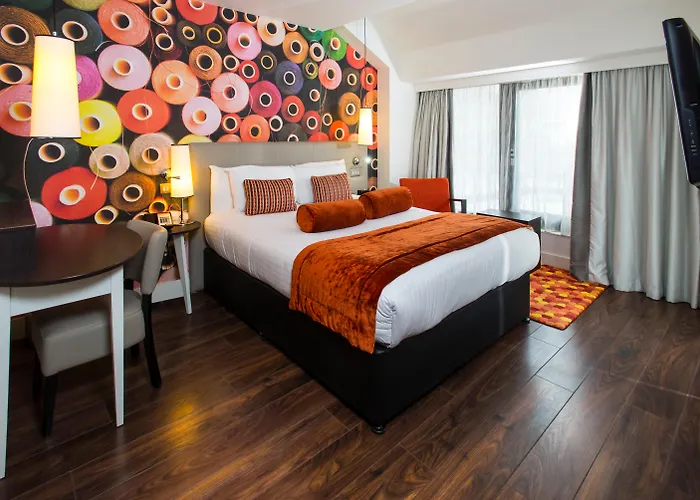 Romantic hotel: 