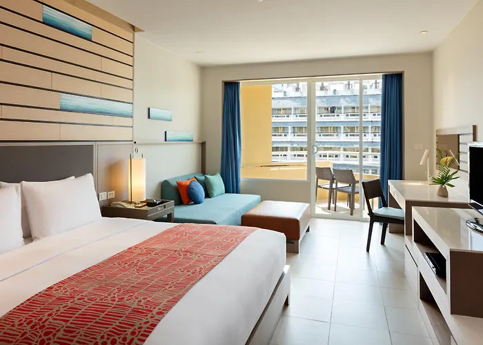  Holiday Inn Phuket, An Ihg