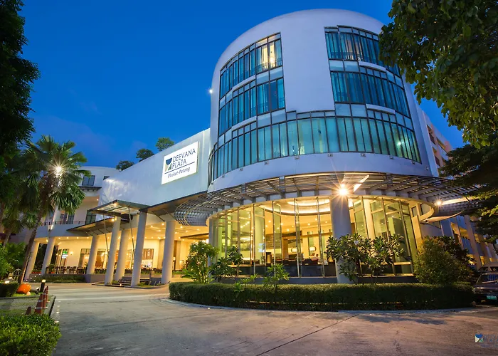 Deevana Plaza Phuket - Sha Extra Plus