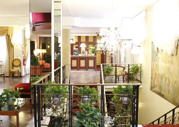 Hotel mit Pool: LH Grand Hotel Hermitage