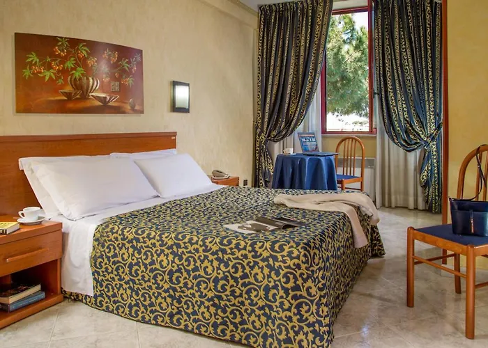 Hotel cerca del colegio: Hotel Jonico