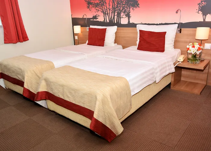 Beach hotel: Expo Tower Hotel By Mellow Mood Hotels