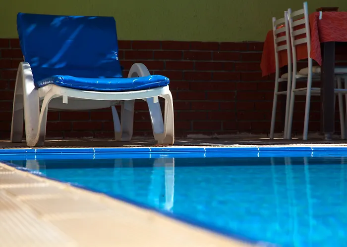 Nergos Side Hotel