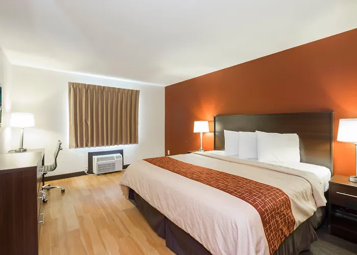 Family resorts Red Roof Inn Columbus - Ohio State Fairgrounds