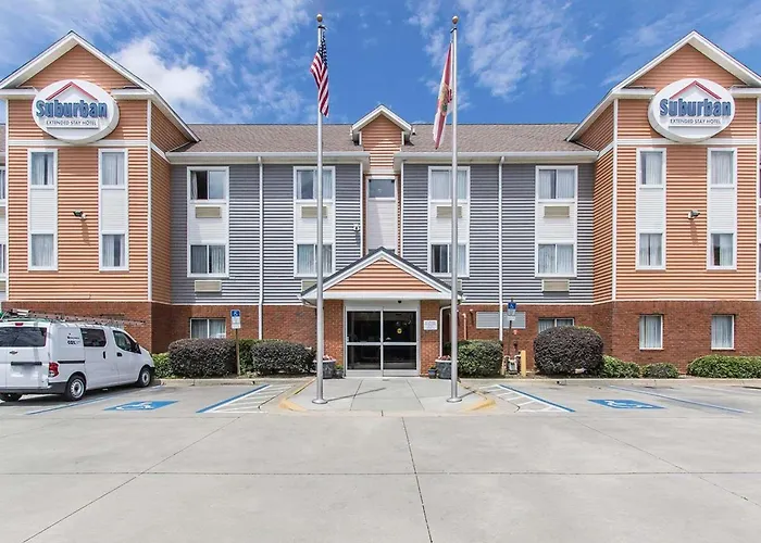 Golf hotels Suburban Extended Stay Naval Base Area