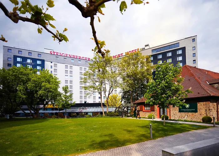 Beach hotel: Steigenberger Airport Hotel Frankfurt