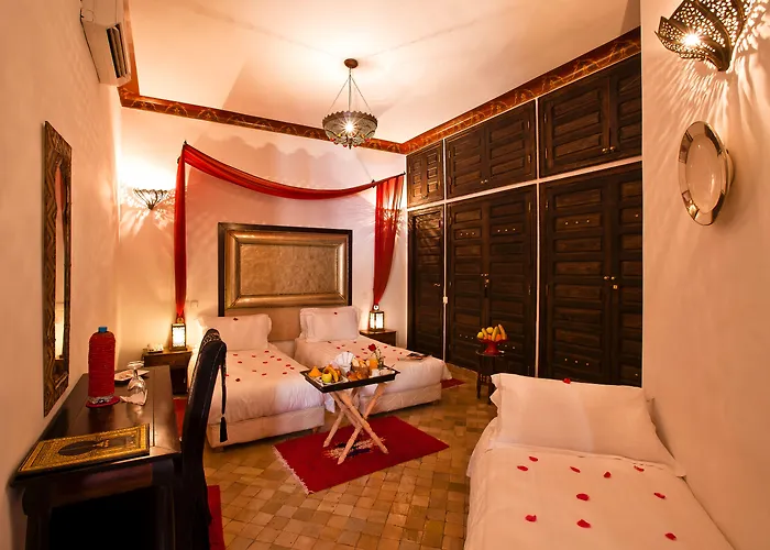 Resort: Dar Anika