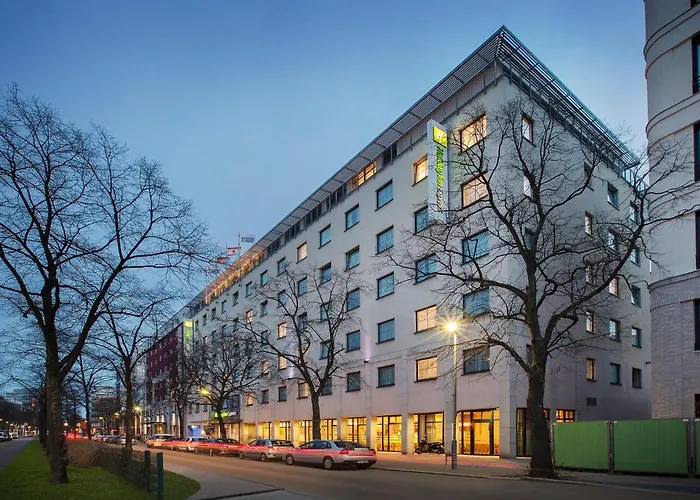 Holiday Inn Express City Centre By Ihg