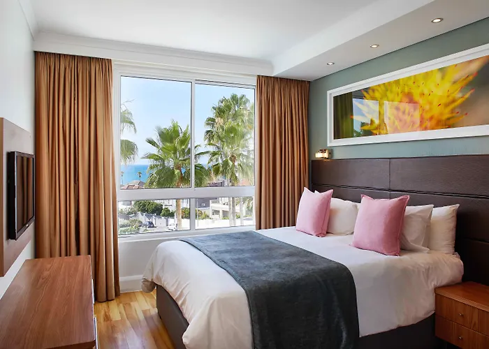 Hotel: President Hotel