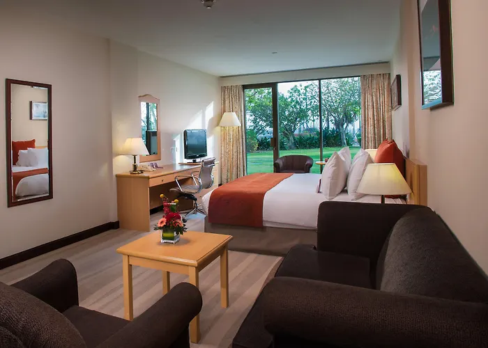Crowne Plaza Muscat By Ihg