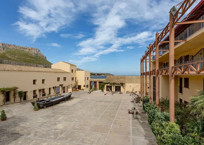 Phi Hotel La Tonnara Di Bonagia