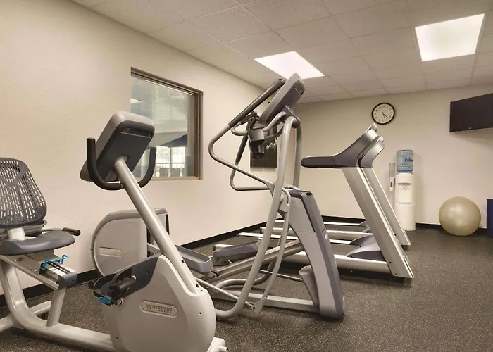 Country Inn & Suites By Radisson, Coralville, Ia