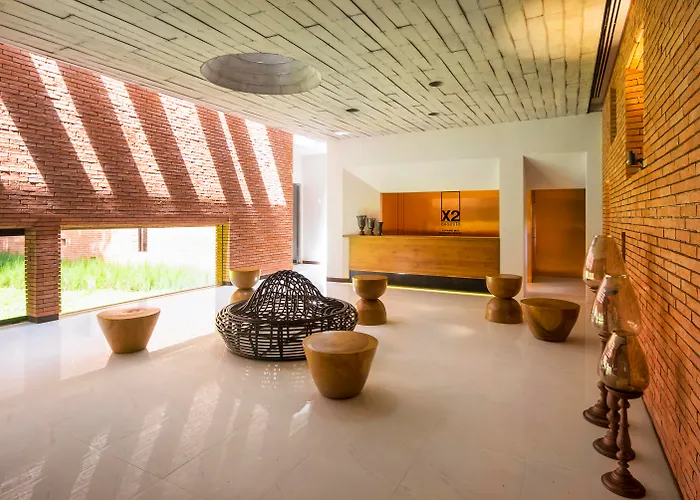 5 star hotel: Cross Chiang Mai Riverside