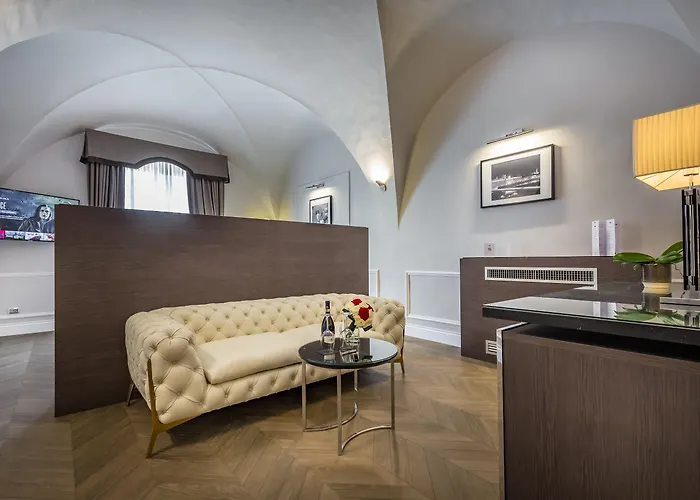 Palazzo Alfieri - Place Of Charme