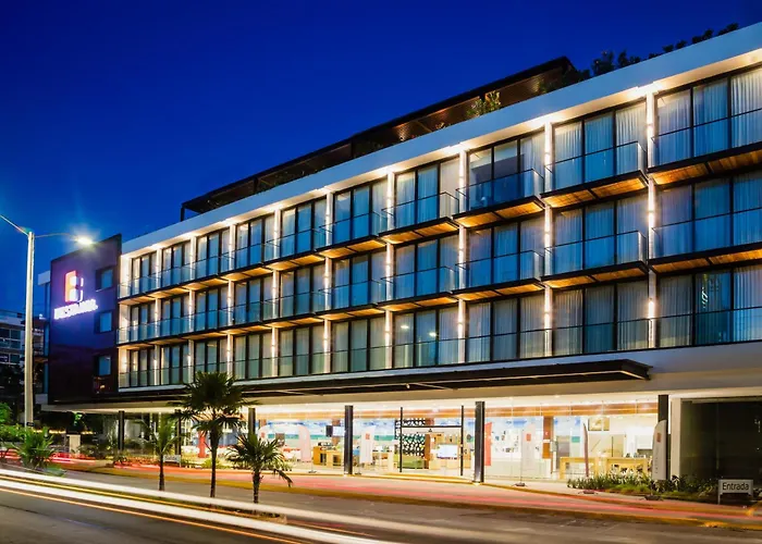 Beach hotel: Fiesta Inn Playa Del Carmen