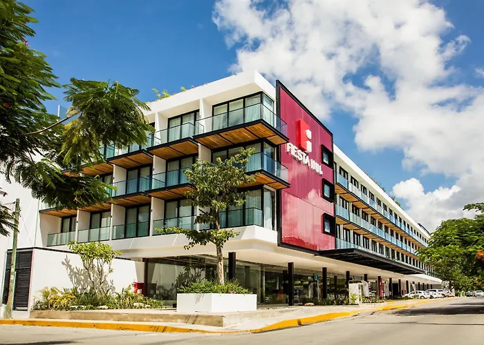 Beach hotel: Fiesta Inn Playa Del Carmen