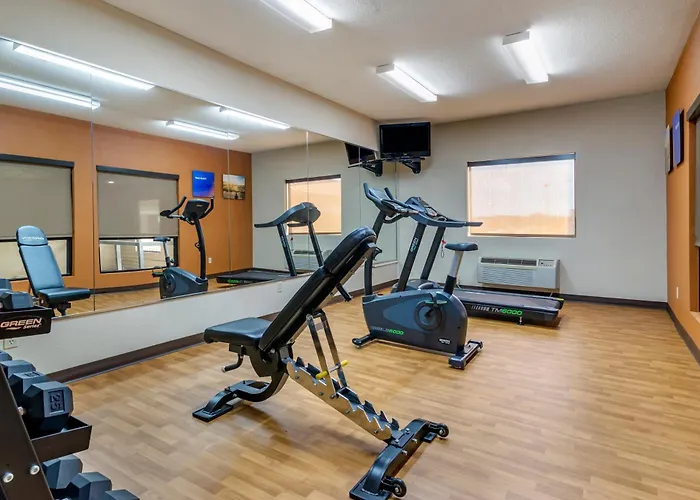 Comfort Suites Near Robins Air Force Base