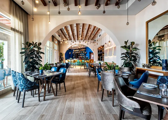 Hotel with view: The Chedi Lustica Bay