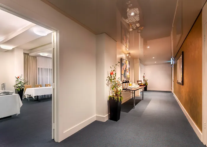 Romantic hotel: Best Western Plus Travel Inn