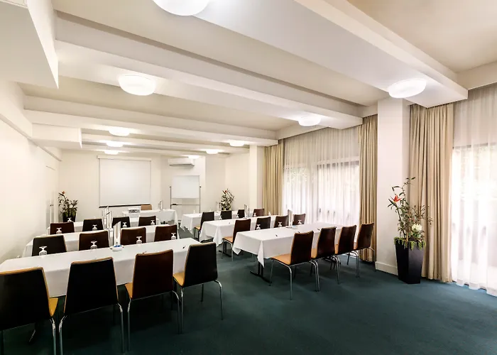 Romantic hotel: Best Western Plus Travel Inn