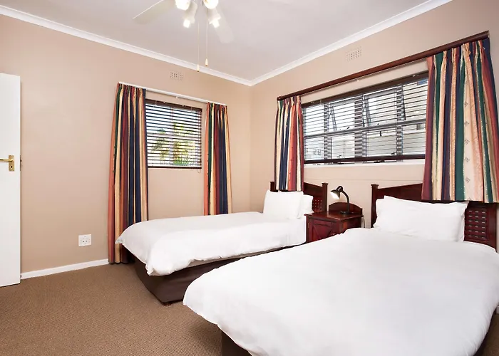 Cheap hotel: Best Western Cape Suites Hotel