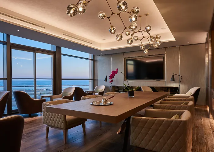Airport Hotel: Mysk Al Mouj Hotel
