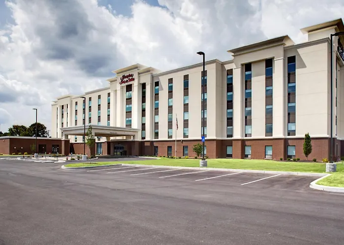 Hampton Inn & Suites Syracuse North Airport Area