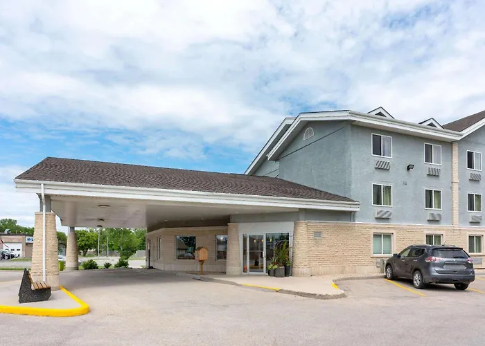 Romantic hotel: Super 8 By Wyndham Winnipeg West