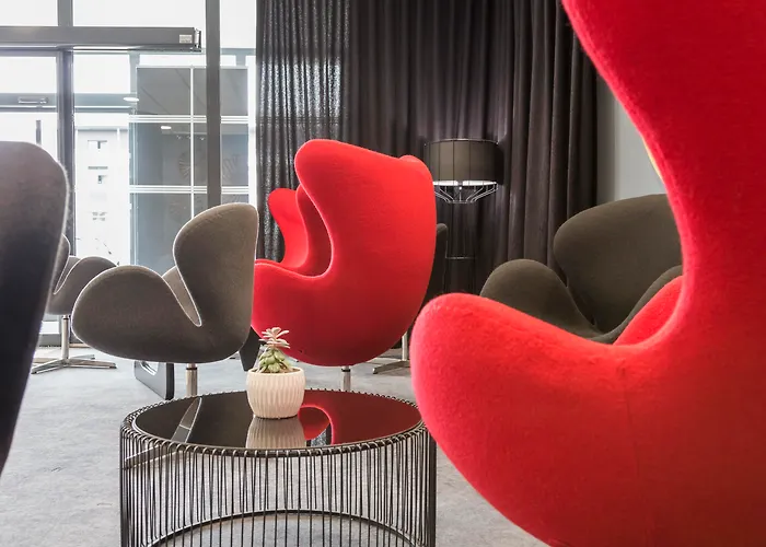 Néméa Apparthotel Stadium