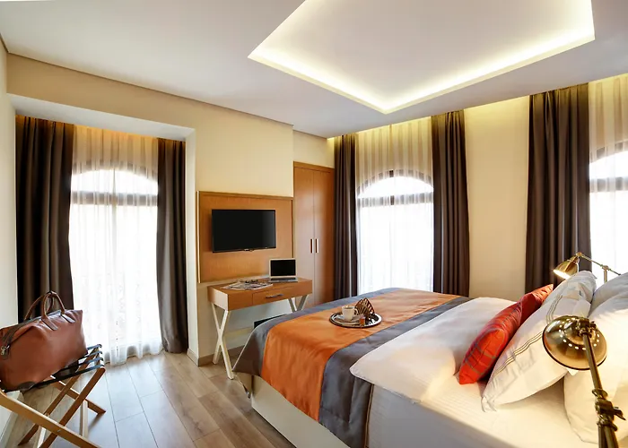 Hotel: The Fox Hotel