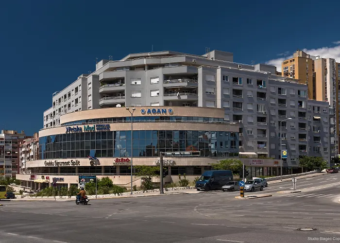 Priska Med Luxury Rooms