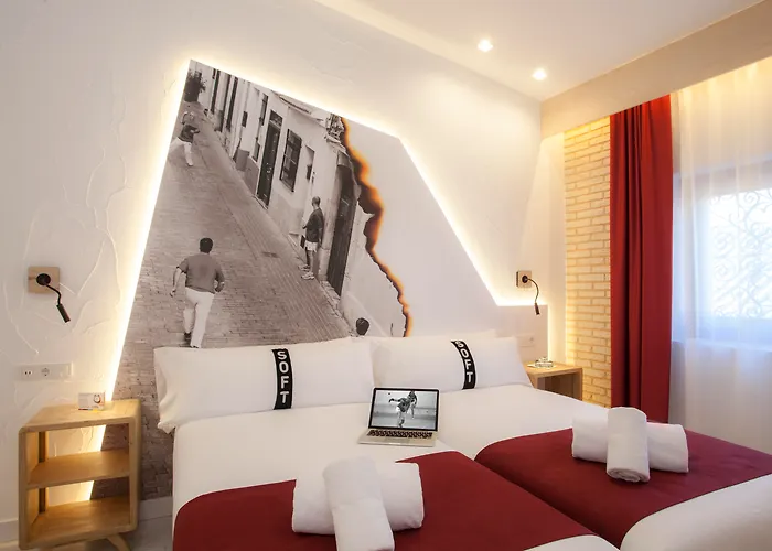 Airport Hotel: Casual Socarrat Valencia - Adults Only