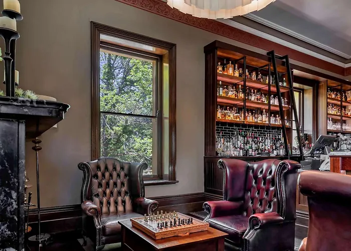 Mount Lofty House & Estate Adelaide Hills - Adults Retreat - Enjoy 21 Complimentary Inclusions