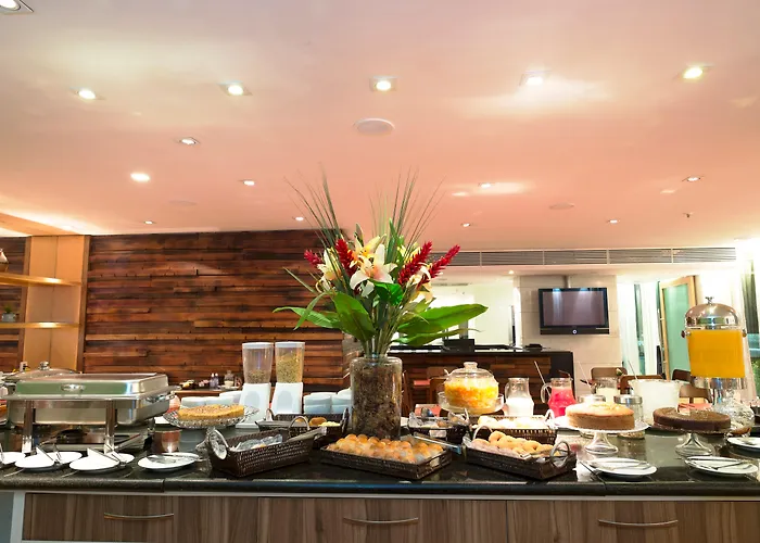 Golden Tulip Macae