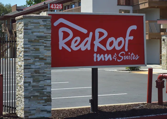 Red Roof Inn & Suites Sacramento North