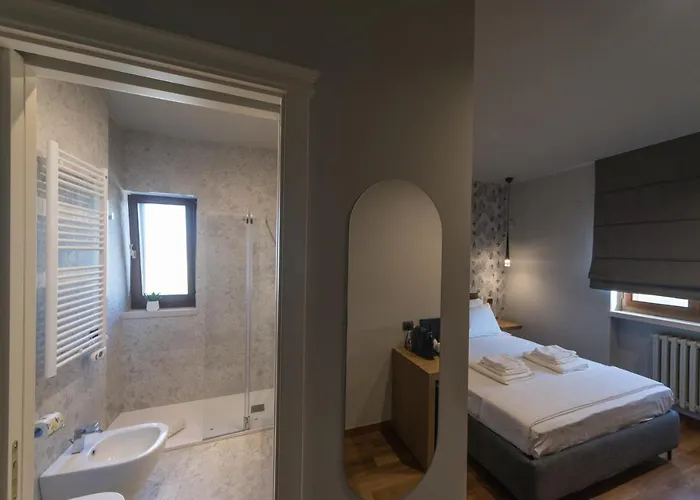 Hotel Con Piscina Pietra Bianca