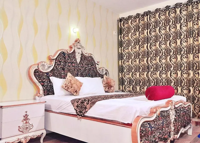 3 star hotels Rose One Lahore