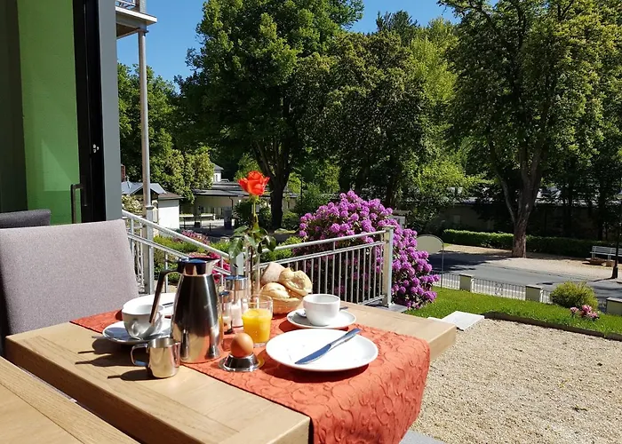 3 SterneHotel -Pension Vier Jahreszeiten
