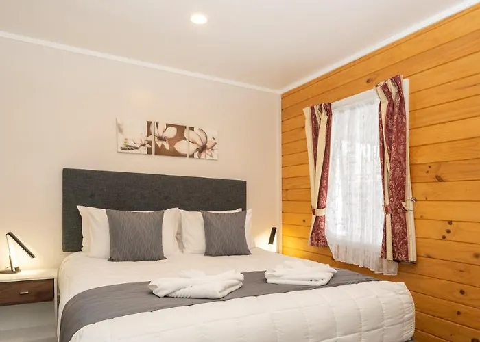 Tudor Park Motel Spacious With Kitchens 1 Minute Walk To Restaurant And Shopping Centre And Gisborne Hospital