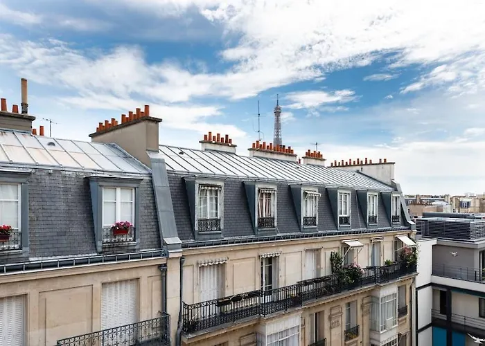 Location de vacances: Appartement vue Tour Eiffel